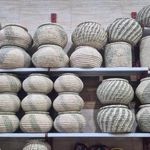 فروشگاه صنایع دستی بزرگی