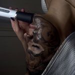 خدمات پاکسازی پوست و اسکالپ سر نازنین
