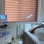 مرکز لیزر و کلینیک پوست مو زیبایی سپید