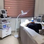 مرکز لیزر و کلینیک پوست مو زیبایی سپید