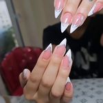 سالن زیبایی تخصصی ناخن آنیل