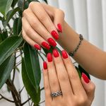 خدمات تخصصی ناخن یاس