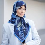 گالری شال و روسری عطرا