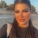 سالن زیبایی آزاده صلاحی