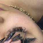 اکستنشن مژه لیفت مژه خدمات لایق چشمان تو