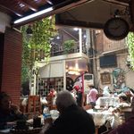 رستوران باغچه