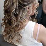 آرایشگاه زنانه إلماه