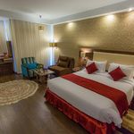 پارسیان انقلاب ۴ تهران