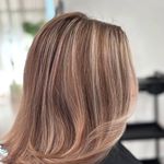 سالن زیبایی رنگمو،کراتین ،کوتاهی مو محیا