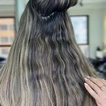 سالن تخصصی رنگ مو و احیا -گلريز
