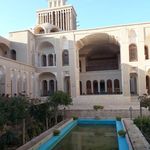 هتل تاریخی خانه آقازاده ابرکوه 