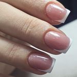 خدمات و آموزش تخصصی ناخن ستایش