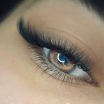 خدمات اکستنشن و لیفت مژه ابرو شیرین فیض