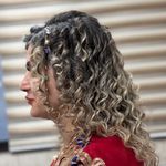 سالن زیبایی و سولاریوم (بانوان) مهیسا