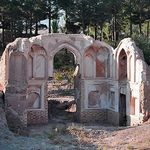 باغ و قلعه مود