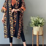 مانتو اطلسی