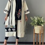 مانتو اطلسی