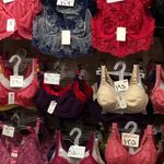 فروشگاه لباس زیر و پوشاک رازناز