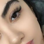 اکستنشن مژه مینا آقایی