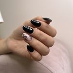 خدمات ناخن لیلیا