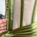مزون وآموزشگاه طراحی دوخت وانیا