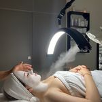 خدمات تخصصی پوست هِر اسکین کِر