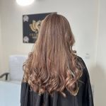 مرکز رنگ و لایت و کراتین احیا مو