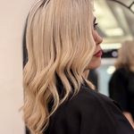 خدمات کراتینه مو و رنگ و لایت مریم داوری