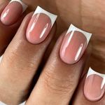 آموزش و خدمات کاشت ناخن شبنم رحیمی