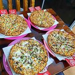 پیتزا گلدمام