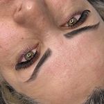 خدمات تخصصی اکستنشن مژه مهتاب