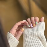 خدمات تخصصی ناخن آتوسا