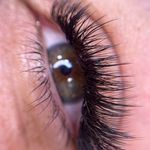 خدمات تخصصی اکستنشن مژه نایرا خداوردیان