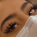 کاشت مژه(سالن زیبایی سایه)