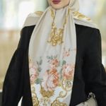 گالری شال و روسری عطرا