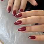 خدمات تخصصی ناخن نگین