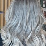 سالن زیبایی لئو متخصص لایت بدون دکلره