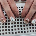 خدمات تخصصی ناخن گلنوش(تخفیف مراجعه اول)