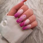 مرکزتخصصی کاشت ناخن و اکستنشن مژه رامونا