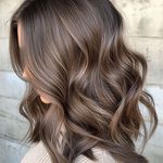 آرایشگاه زنانه و سالن زیبایی السا