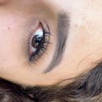 اکستنشن مژه لیفت مژه خدمات لایق چشمان تو