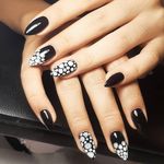 آموزش و خدمات تخصصی ناخن فروغ