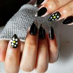 خدمات ناخن و مژه پریا