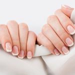 کاشت ناخن برازنده