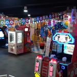 شهربازی قلعه شادی