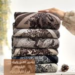 گالری شال و روسری عطرا