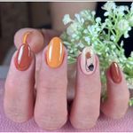آموزشگاه کاشت ناخن فنی و حرفه ای