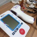 وصل سرم در منزل در رودهن و ویزیت آنلاین