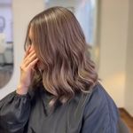 آرایشگاه زنانه نگارگر