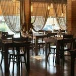 رستوران فرنگی آروشام